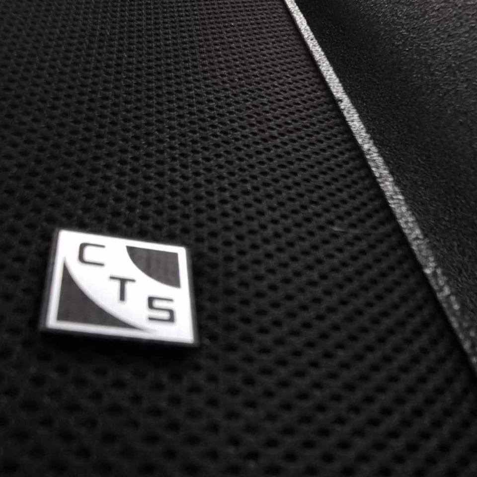Front obudowy z logo CTS Audio