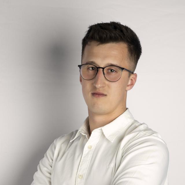 Marek Kujawski - portret